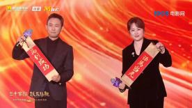 美女三级在线